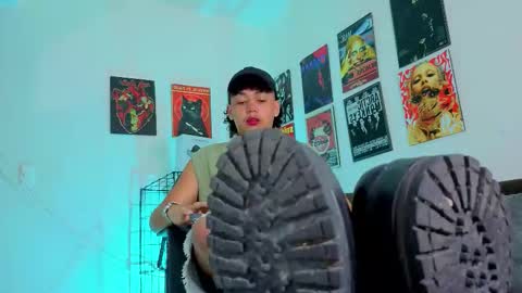 Gael Conner online show from November 12, 3:29 am