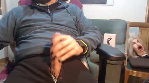 Snapshot of gag0nmyc0ck chatting on January 13, 8:05 am your master online show from January 13, 8:05 am