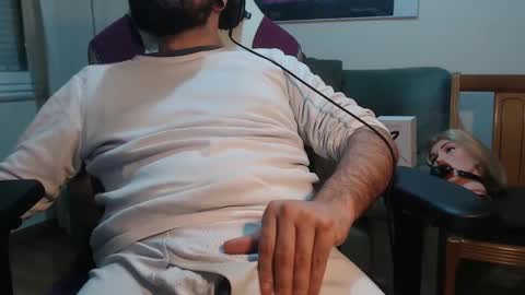 Snapshot of gag0nmyc0ck chatting on February 6, 1:27 am your master online show from February 6, 1:27 am