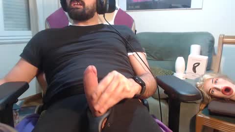 Snapshot of gag0nmyc0ck chatting on March 11, 3:26 am your master online show from March 11, 3:26 am