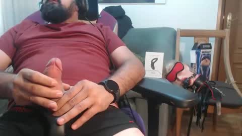 Snapshot of gag0nmyc0ck chatting on September 10, 1:55 pm your master online show from September 10, 1:55 pm