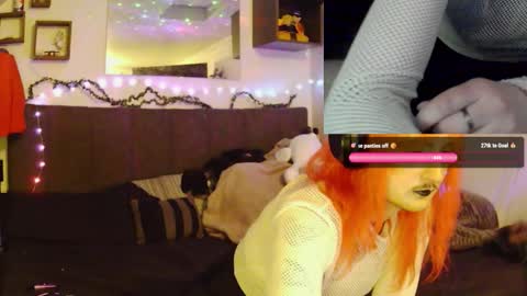 Snapshot of gagg_me chatting on February 4, 11:42 pm Gage online show from February 4, 11:42 pm