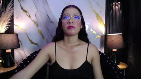 Briana  online show from May 26, 2:07 am