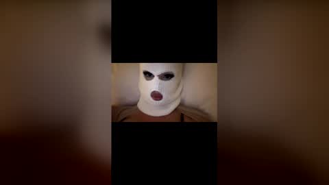 Feetbaabe online show from May 9, 9:31 pm