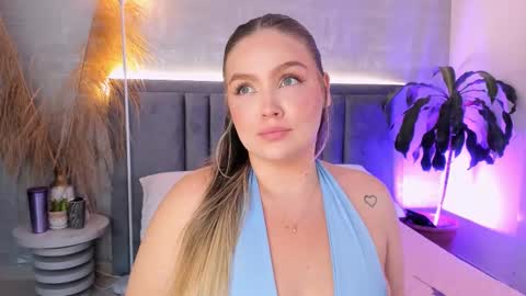 Snapshot of gaiabaker chatting on March 18, 4:10 pm Gaia Baker online show from March 18, 4:10 pm