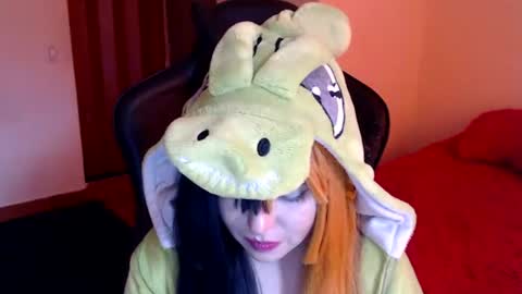 Snapshot of gakomenoshida chatting on June 19, 9:51 pm Kate 3 online show from June 19, 9:51 pm
