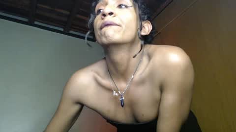 Genesis Isabell gil online show from May 11, 1:22 am