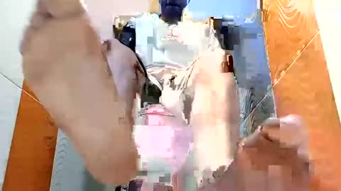 Snapshot of galvis_bbc chatting on December 28, 12:47 am galvis_bbc online show from December 28, 12:47 am