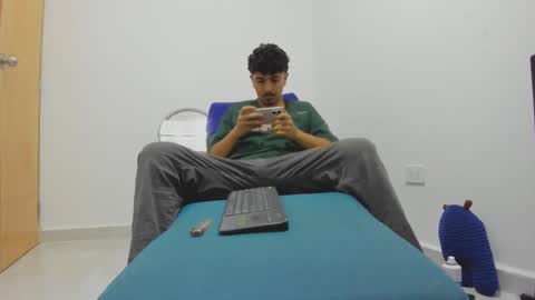 Snapshot of galvis_bbc chatting on February 16, 2:02 pm galvis_bbc online show from February 16, 2:02 pm