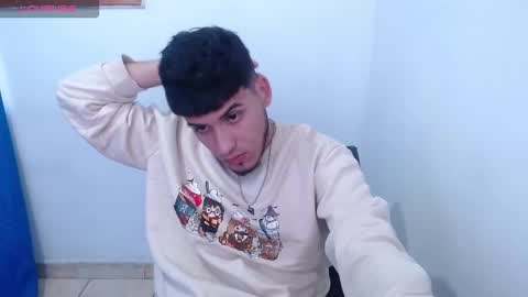 Snapshot of gambitoz chatting on October 22, 9:47 pm Gabriel online show from October 22, 9:47 pm