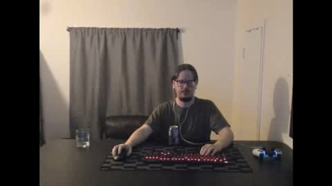 Snapshot of gameboycameraman chatting on February 1, 5:39 am gameboycameraman online show from February 1, 5:39 am