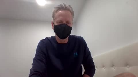 Snapshot of gamerboy200 chatting on January 18, 11:41 pm gamerboy200 online show from January 18, 11:41 pm