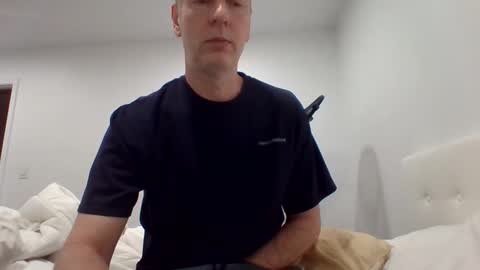 Snapshot of gamerboy200 chatting on February 7, 5:27 pm gamerboy200 online show from February 7, 5:27 pm