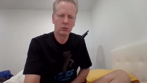 gamerboy200 online show from May 14, 11:33 pm