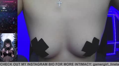 Snapshot of gamergirl_linela chatting on March 21, 2:16 am gamergirl_linela online show from March 21, 2:16 am