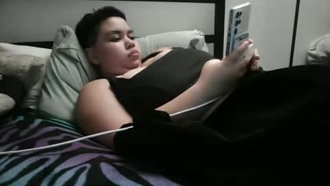 Snapshot of gamergurl3000 chatting on January 6, 7:39 pm GamerGurl online show from January 6, 7:39 pm