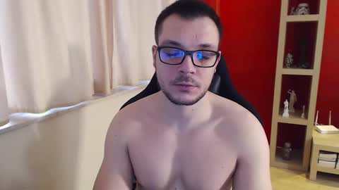 Snapshot of gangstalover8 chatting on December 21, 6:30 am GangstaLover online show from December 21, 6:30 am