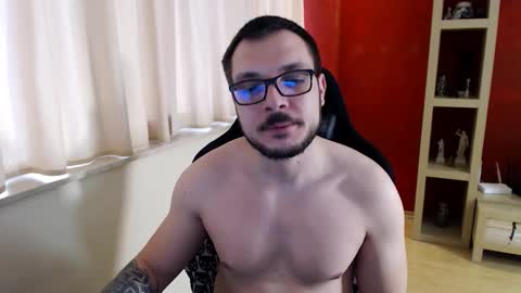 GangstaLover online show from February 15, 8:02 am