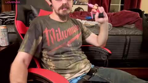 Snapshot of ganjaxbandit chatting on October 15, 12:11 am ganjaxbandit online show from October 15, 12:11 am