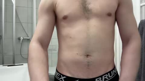 gap2it2and2enjoy online show from March 12, 8:41 pm