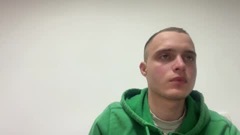 Snapshot of gapi_ chatting on February 2, 9:24 pm Max online show from February 2, 9:24 pm