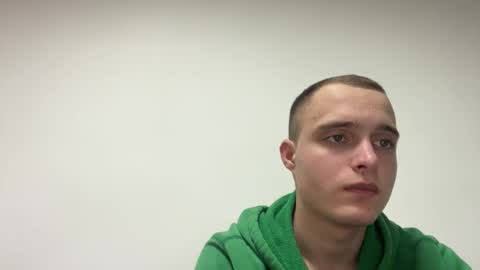 Snapshot of gapi_ chatting on February 10, 8:46 pm Max online show from February 10, 8:46 pm