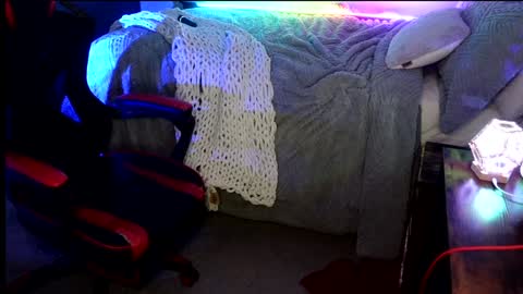 Jenna  - be back MONDAY night.  online show from December 12, 8:57 am