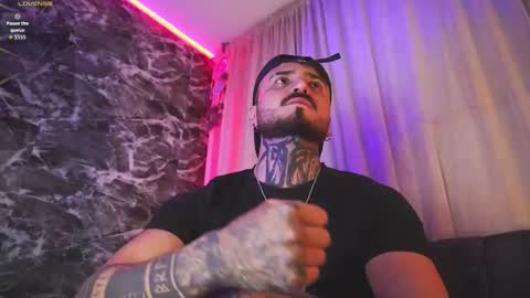 Snapshot of garbel09 chatting on March 3, 5:24 am Chris Dont forget to gift me thumb up Its very important to me and makes me happy AF online show from March 3, 5:24 am