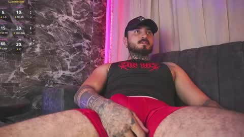 Snapshot of garbel09 chatting on March 25, 6:08 am Chris Dont forget to gift me thumb up Its very important to me and makes me happy AF online show from March 25, 6:08 am