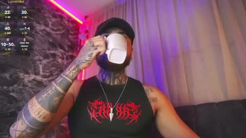 Snapshot of garbel09 chatting on April 6, 5:19 am Chris Dont forget to gift me thumb up Its very important to me and makes me happy AF online show from April 6, 5:19 am