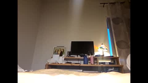 Snapshot of garbis11 chatting on February 14, 8:55 am garbis11 online show from February 14, 8:55 am