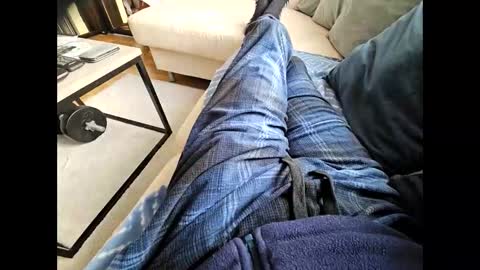 Snapshot of garbis11 chatting on May 24, 12:43 pm garbis11 online show from May 24, 12:43 pm
