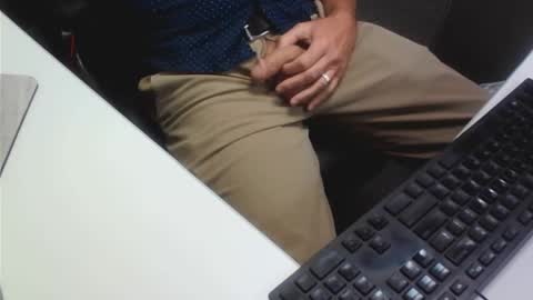 Snapshot of gardensman_561 chatting on March 9, 11:58 am Panty Lover online show from March 9, 11:58 am