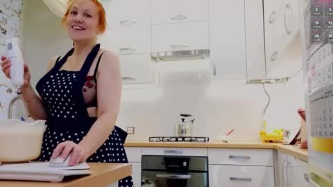 Snapshot of gardner_ava chatting on December 19, 7:48 am Ava online show from December 19, 7:48 am