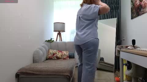 Snapshot of gardner_ava chatting on June 21, 12:52 pm Ava online show from June 21, 12:52 pm