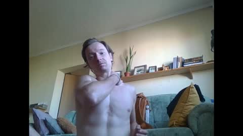 Snapshot of garfield42 chatting on November 5, 11:21 am Garfield online show from November 5, 11:21 am