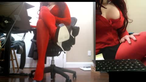 Snapshot of garters3350 chatting on December 12, 7:15 pm Lisa online show from December 12, 7:15 pm