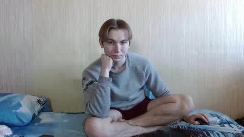 Snapshot of gary_snail33257 chatting on October 14, 7:20 am meow online show from October 14, 7:20 am