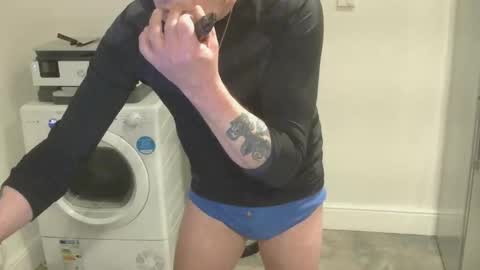 Snapshot of garybaker60 chatting on February 28, 8:43 pm Gaz online show from February 28, 8:43 pm