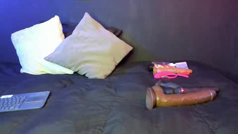  Usagi  online show from September 27, 8:14 pm