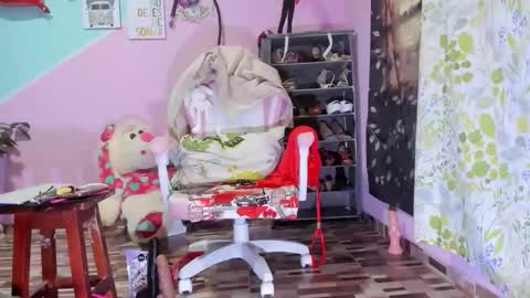 Diana online show from March 22, 1:58 pm