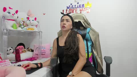 Snapshot of gatitasexy_hot_wet4u chatting on December 10, 12:06 am Mfe online show from December 10, 12:06 am