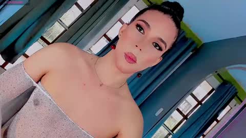 Vnecis Marn online show from January 10, 2:55 pm