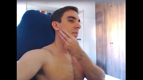 gatosarado23 online show from November 17, 7:08 pm