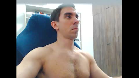 gatosarado23 online show from December 2, 8:30 am