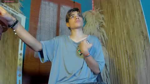 Snapshot of gaze_dream chatting on December 3, 1:31 pm HAN online show from December 3, 1:31 pm