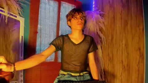 Snapshot of gaze_dream chatting on December 19, 1:07 pm HAN online show from December 19, 1:07 pm