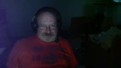 Snapshot of gbstoni chatting on October 9, 4:27 pm gbstoni online show from October 9, 4:27 pm