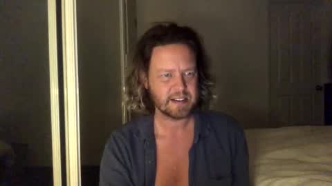 Snapshot of gcsurfer81 chatting on October 14, 8:26 am gcsurfer81 online show from October 14, 8:26 am