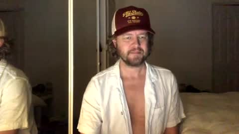 gcsurfer81 online show from June 19, 9:02 am